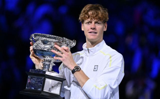 辛纳生涯首次卫冕大满贯冠军 新硬地之王实至名归